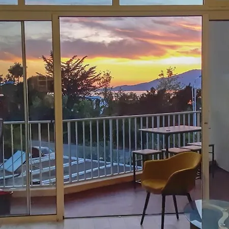 Apartmán De Porticcio, Youyoube