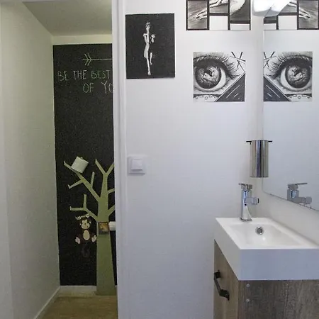 Apartment De Porticcio, Youyoube